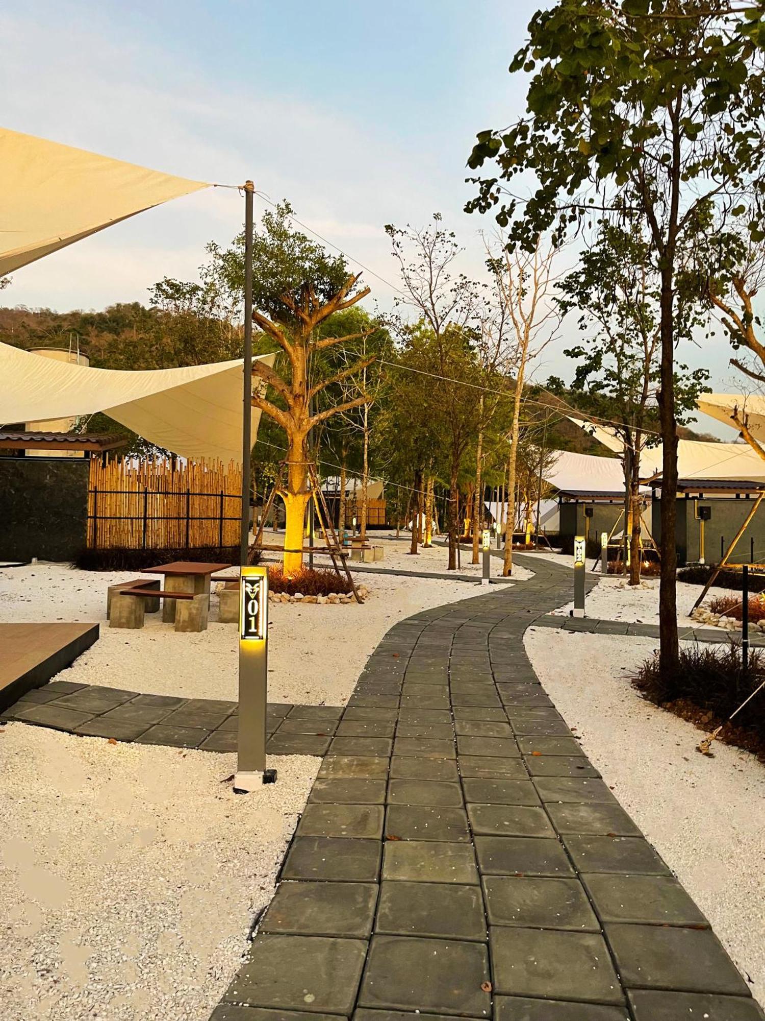 ホテル The Wild Khao Yai Klang Dong エクステリア 写真